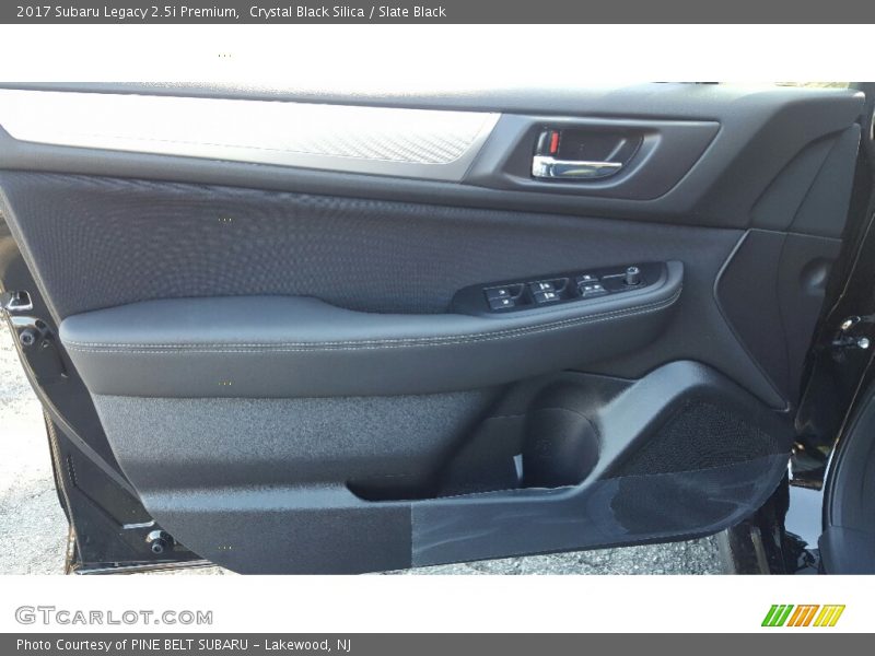 Crystal Black Silica / Slate Black 2017 Subaru Legacy 2.5i Premium