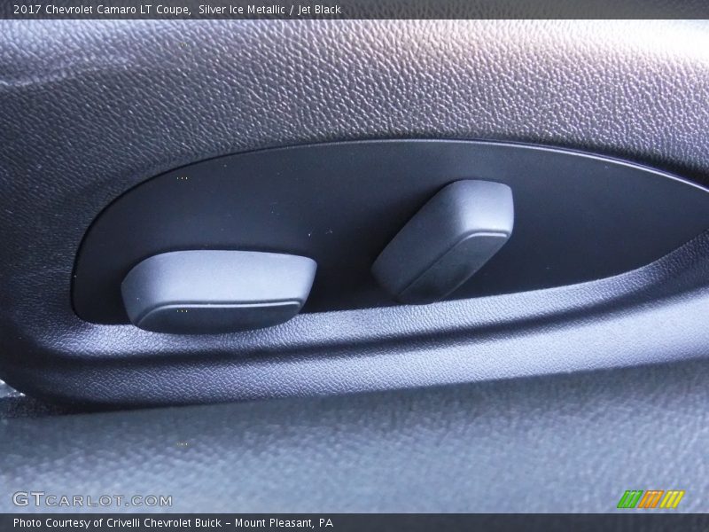 Silver Ice Metallic / Jet Black 2017 Chevrolet Camaro LT Coupe