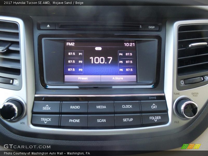 Controls of 2017 Tucson SE AWD