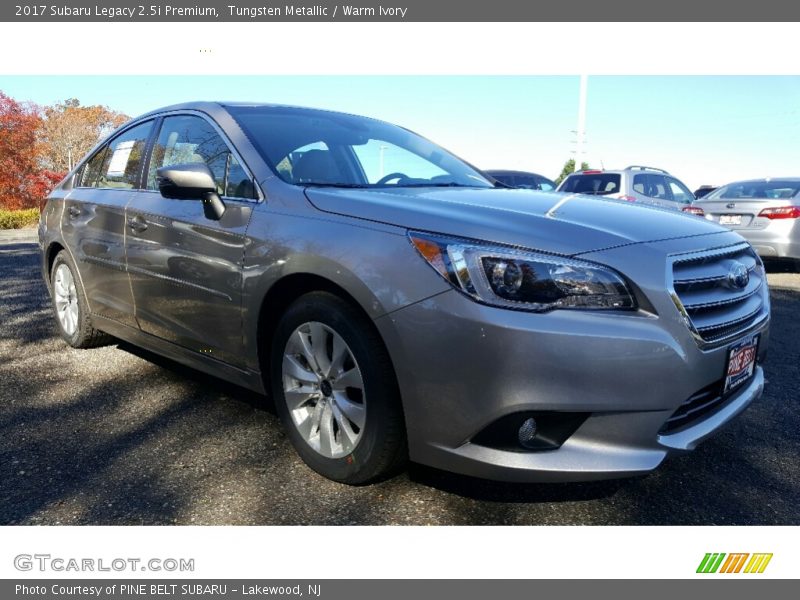 Tungsten Metallic / Warm Ivory 2017 Subaru Legacy 2.5i Premium