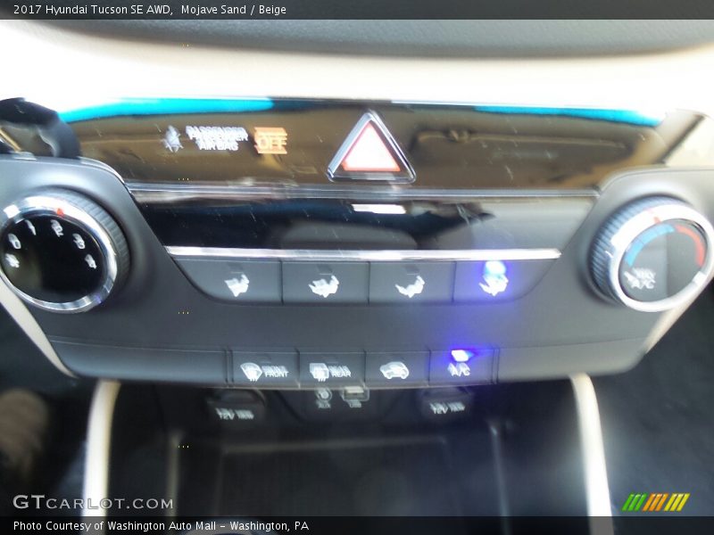 Mojave Sand / Beige 2017 Hyundai Tucson SE AWD
