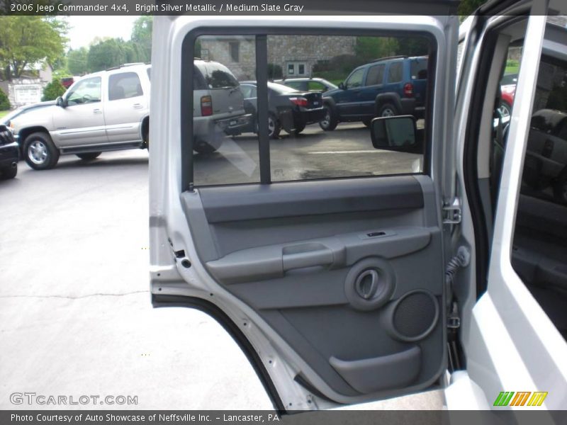 Bright Silver Metallic / Medium Slate Gray 2006 Jeep Commander 4x4