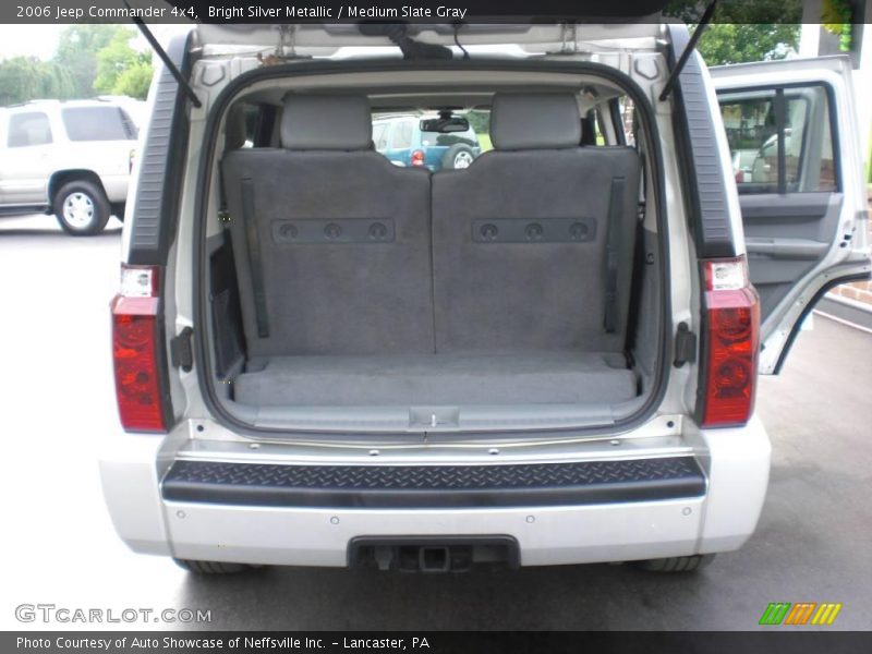 Bright Silver Metallic / Medium Slate Gray 2006 Jeep Commander 4x4