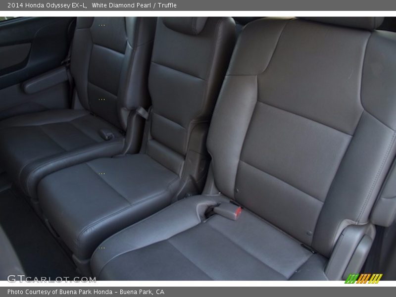 White Diamond Pearl / Truffle 2014 Honda Odyssey EX-L