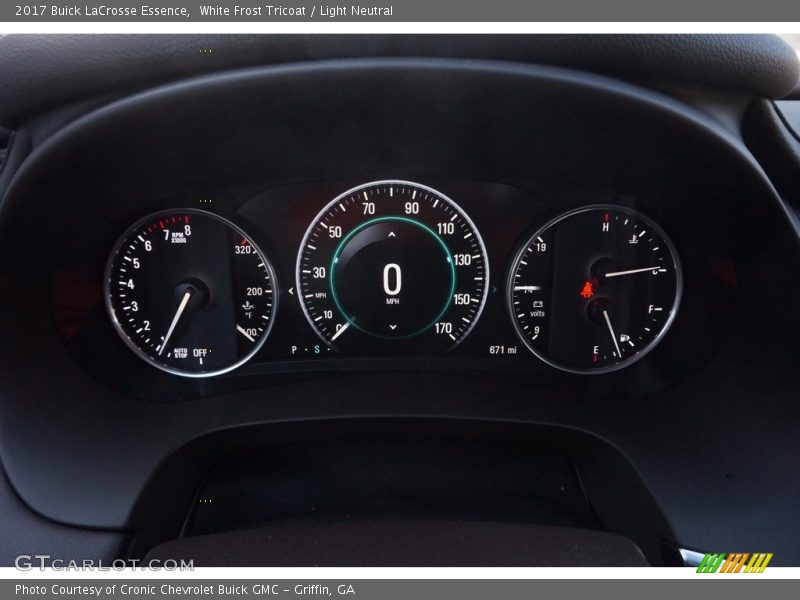 White Frost Tricoat / Light Neutral 2017 Buick LaCrosse Essence