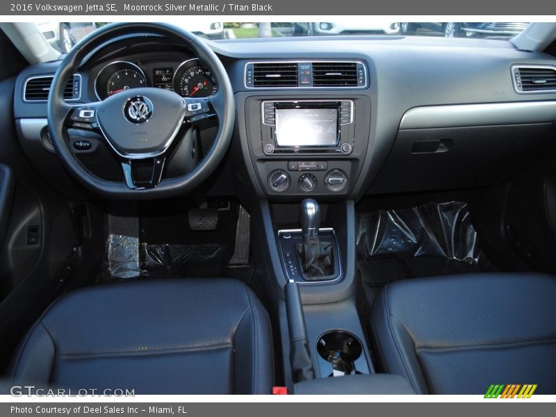 Dashboard of 2016 Jetta SE