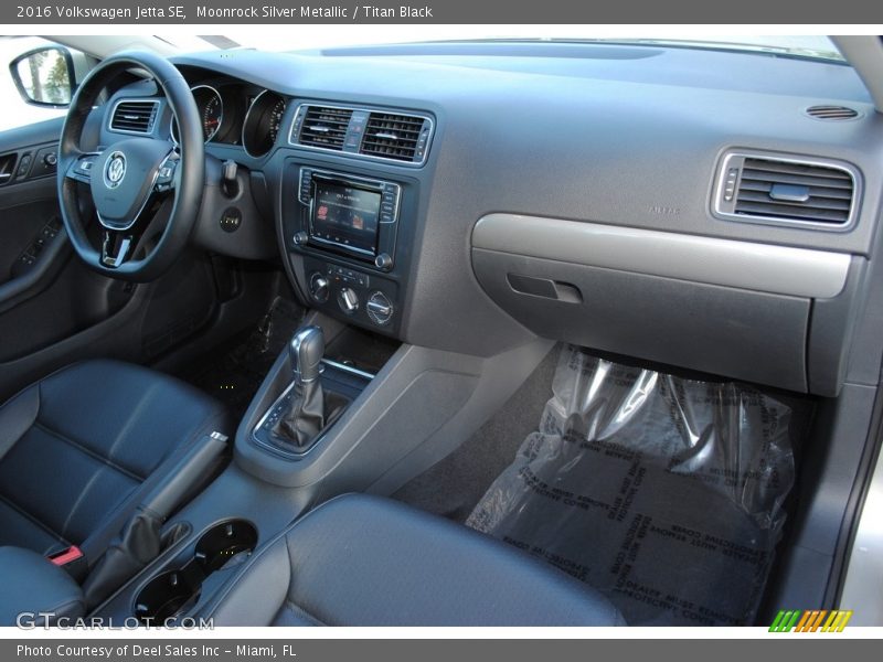  2016 Jetta SE Titan Black Interior