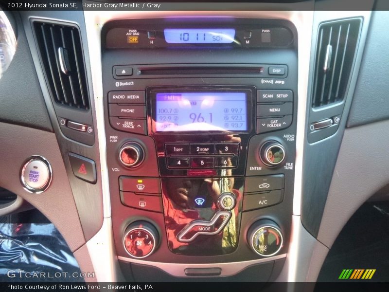 Harbor Gray Metallic / Gray 2012 Hyundai Sonata SE
