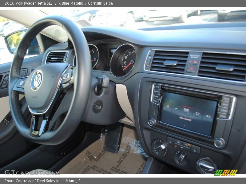Silk Blue Metallic / Cornsilk Beige 2016 Volkswagen Jetta SE