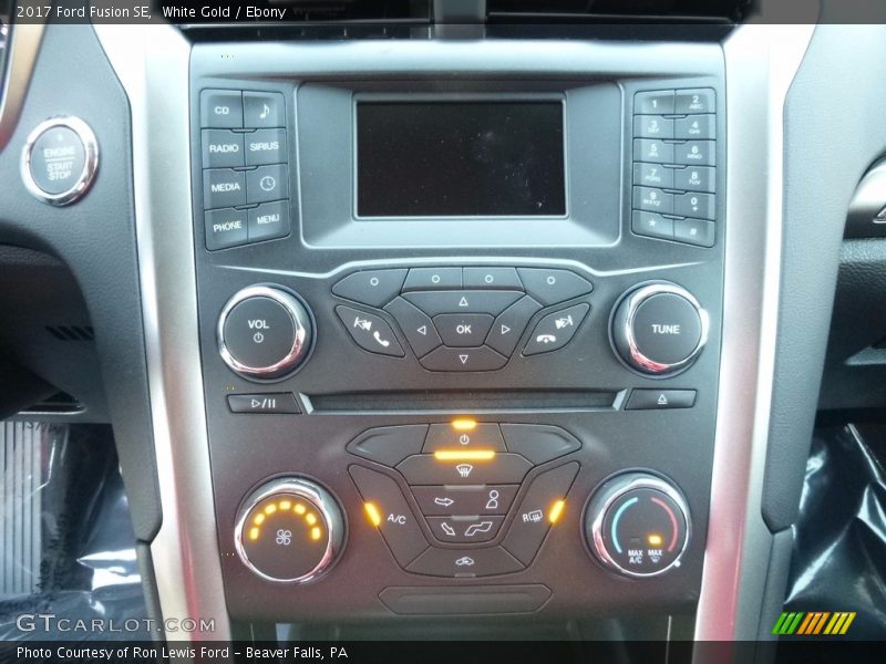 White Gold / Ebony 2017 Ford Fusion SE