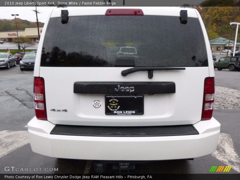 Stone White / Pastel Pebble Beige 2010 Jeep Liberty Sport 4x4