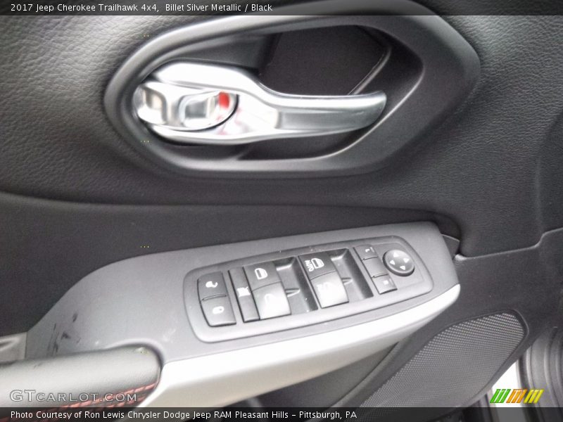 Controls of 2017 Cherokee Trailhawk 4x4