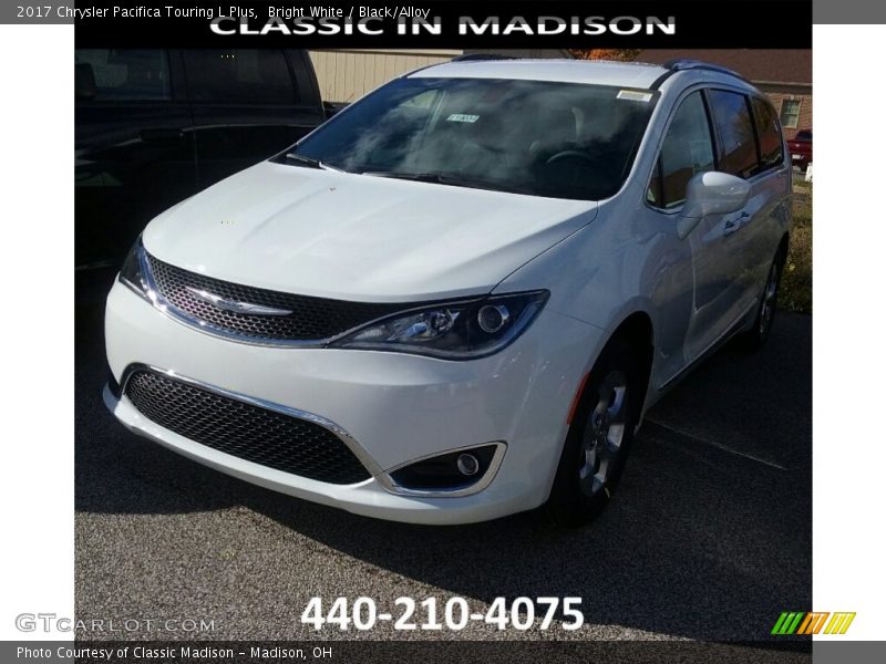 Bright White / Black/Alloy 2017 Chrysler Pacifica Touring L Plus