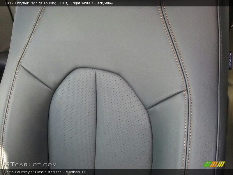 Bright White / Black/Alloy 2017 Chrysler Pacifica Touring L Plus