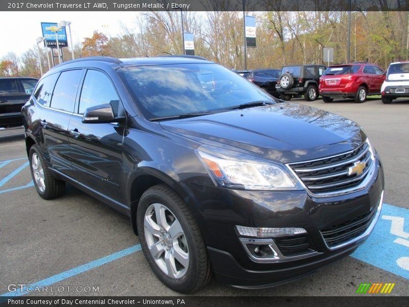 Tungsten Metallic / Ebony 2017 Chevrolet Traverse LT AWD