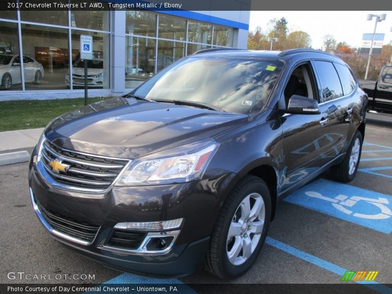 Tungsten Metallic / Ebony 2017 Chevrolet Traverse LT AWD