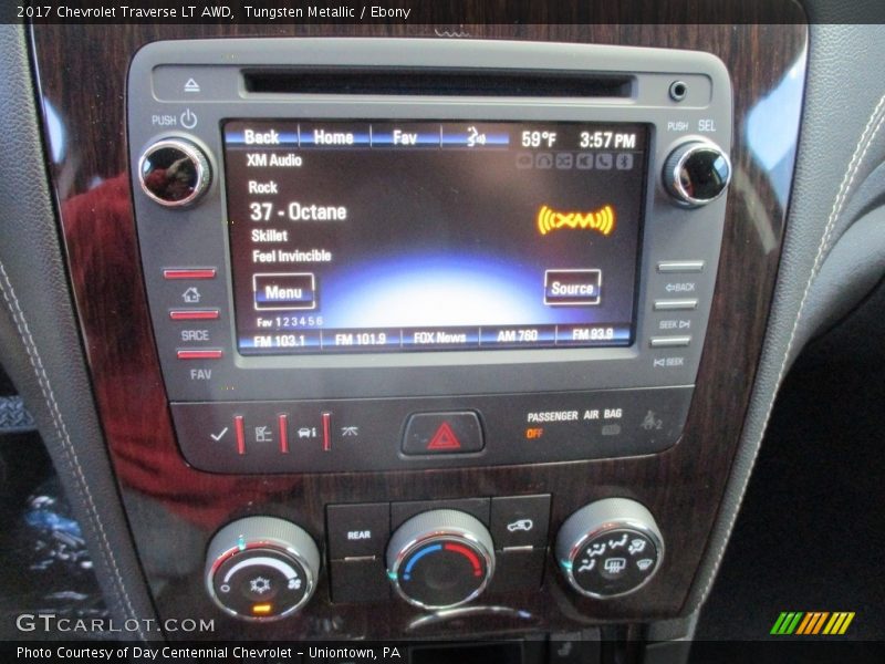 Tungsten Metallic / Ebony 2017 Chevrolet Traverse LT AWD
