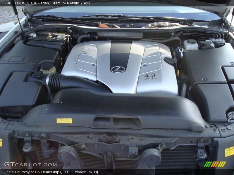 Mercury Metallic / Ash 2005 Lexus LS 430 Sedan