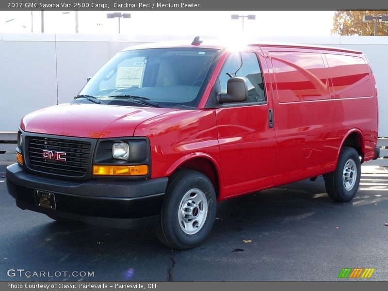 Front 3/4 View of 2017 Savana Van 2500 Cargo