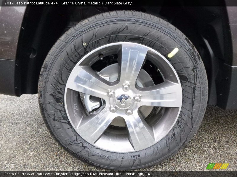 Granite Crystal Metallic / Dark Slate Gray 2017 Jeep Patriot Latitude 4x4