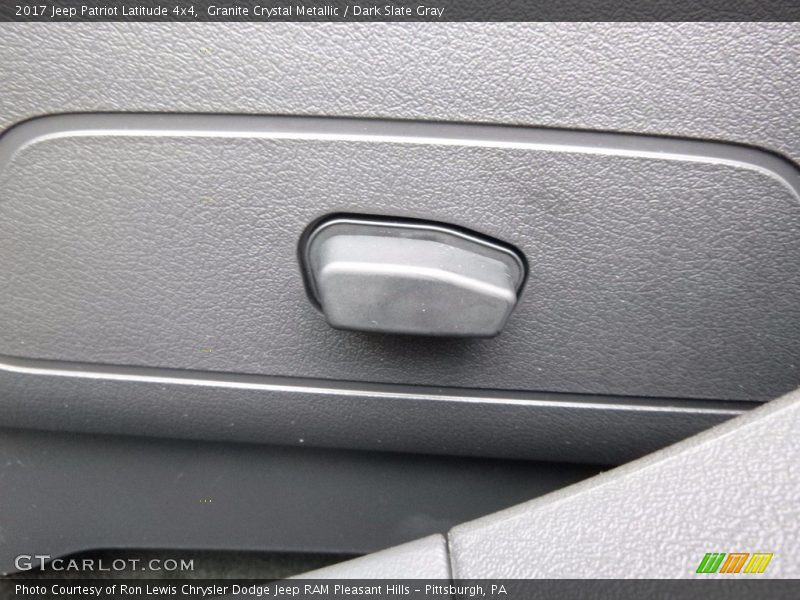 Granite Crystal Metallic / Dark Slate Gray 2017 Jeep Patriot Latitude 4x4