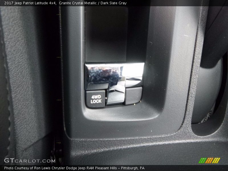 Granite Crystal Metallic / Dark Slate Gray 2017 Jeep Patriot Latitude 4x4