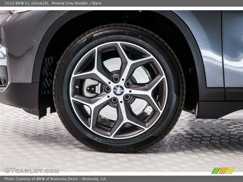 Mineral Grey Metallic / Black 2016 BMW X1 xDrive28i