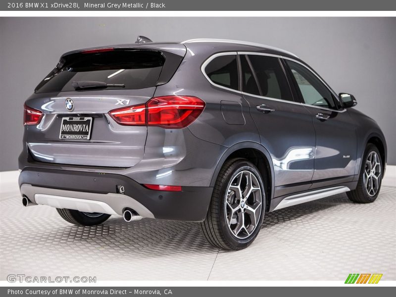 Mineral Grey Metallic / Black 2016 BMW X1 xDrive28i