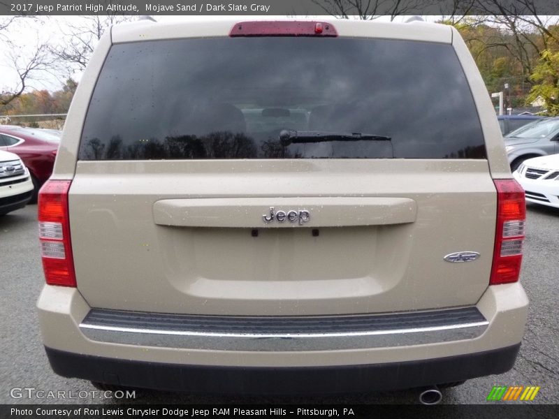 Mojave Sand / Dark Slate Gray 2017 Jeep Patriot High Altitude