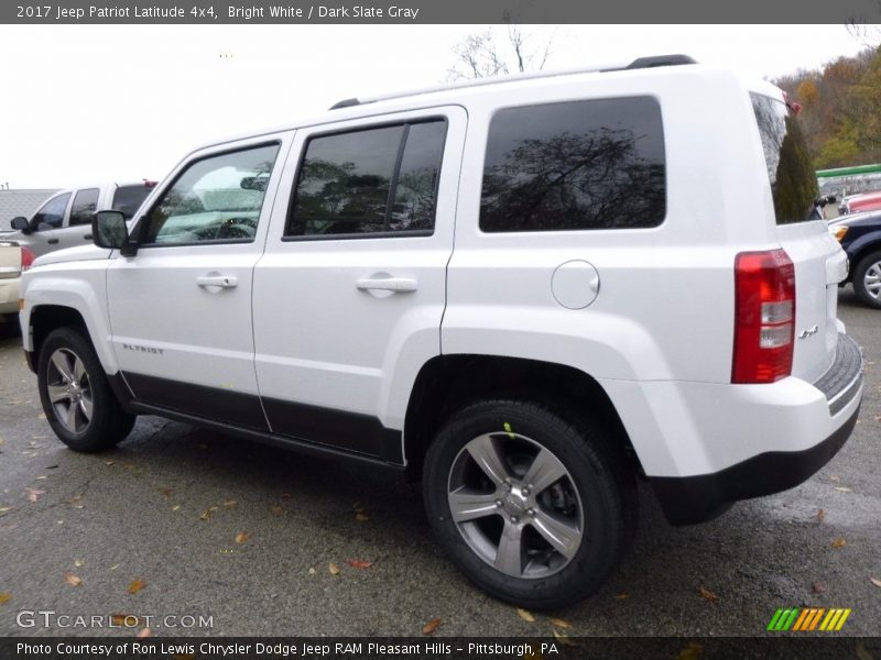 Bright White / Dark Slate Gray 2017 Jeep Patriot Latitude 4x4