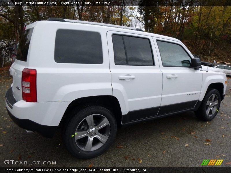 Bright White / Dark Slate Gray 2017 Jeep Patriot Latitude 4x4