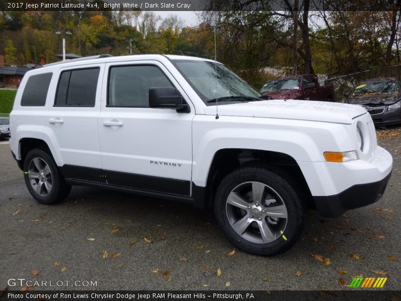 Bright White / Dark Slate Gray 2017 Jeep Patriot Latitude 4x4