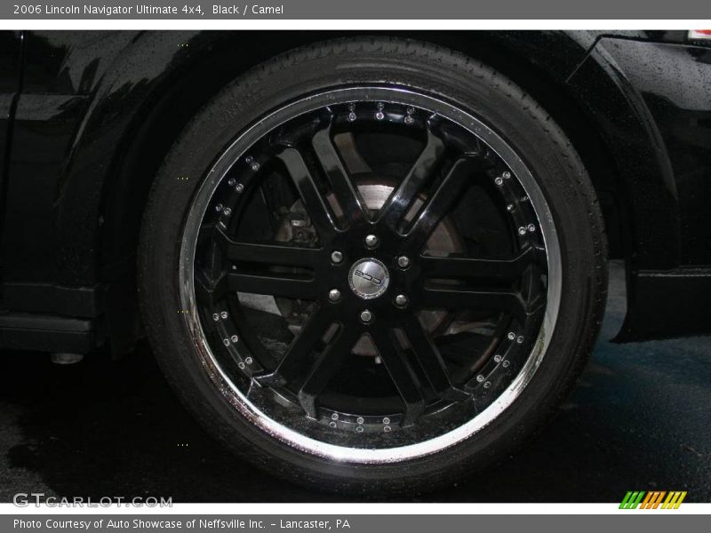 Black / Camel 2006 Lincoln Navigator Ultimate 4x4