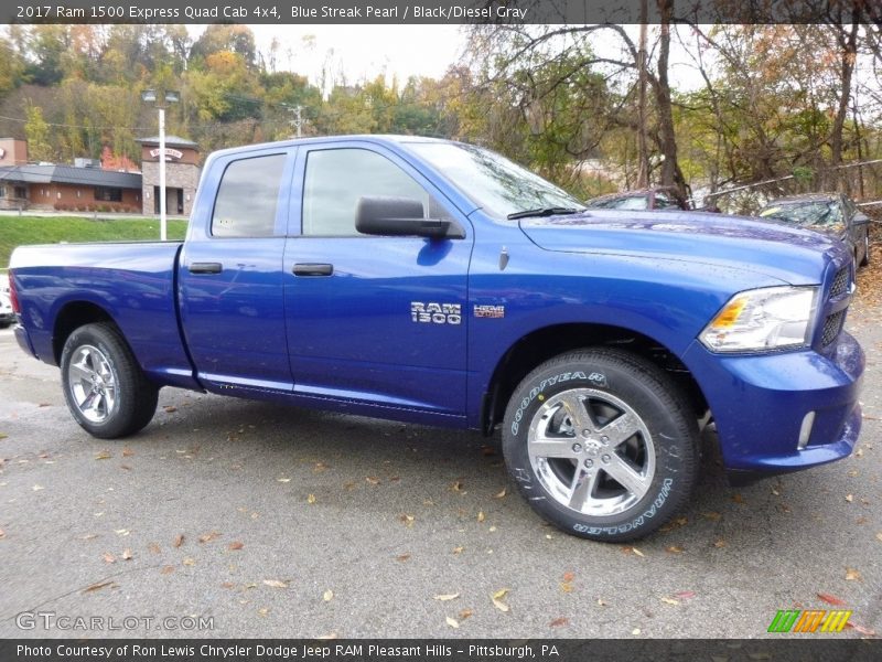 Front 3/4 View of 2017 1500 Express Quad Cab 4x4