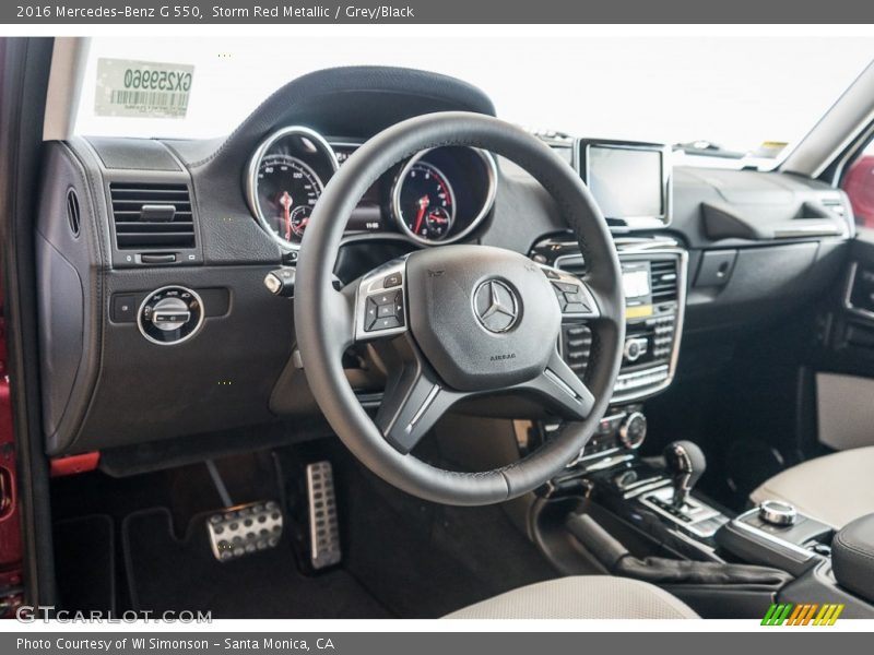 Storm Red Metallic / Grey/Black 2016 Mercedes-Benz G 550