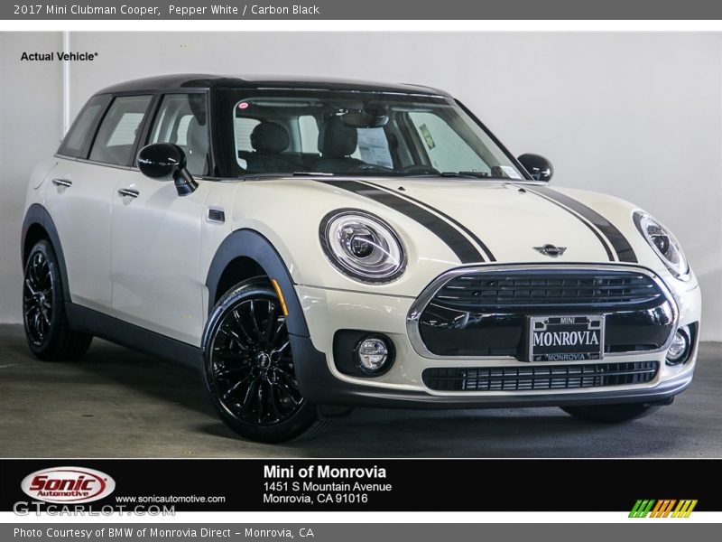 Pepper White / Carbon Black 2017 Mini Clubman Cooper