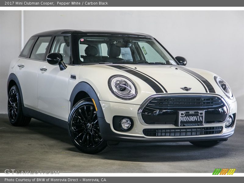 Pepper White / Carbon Black 2017 Mini Clubman Cooper