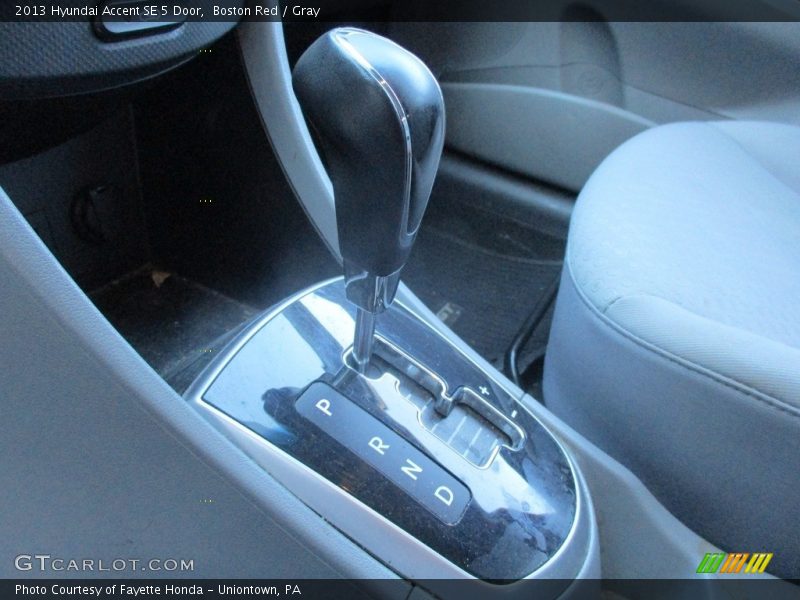 Boston Red / Gray 2013 Hyundai Accent SE 5 Door