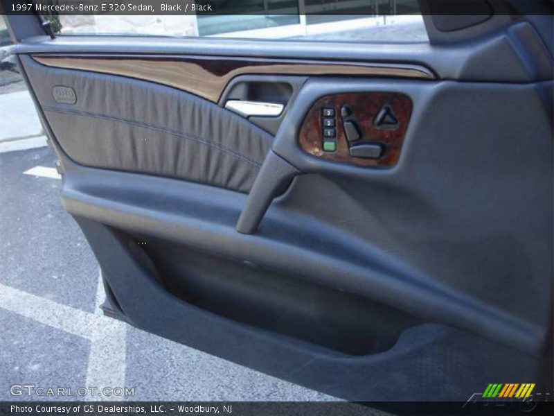 Black / Black 1997 Mercedes-Benz E 320 Sedan