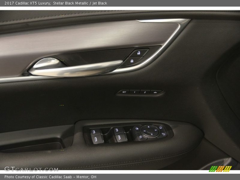 Stellar Black Metallic / Jet Black 2017 Cadillac XT5 Luxury