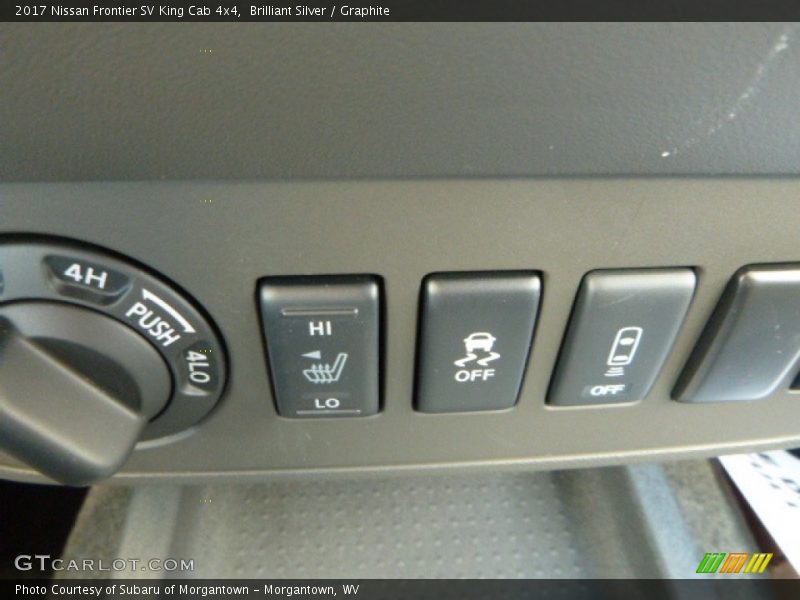 Controls of 2017 Frontier SV King Cab 4x4