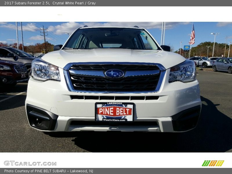 Crystal White Pearl / Gray 2017 Subaru Forester 2.5i