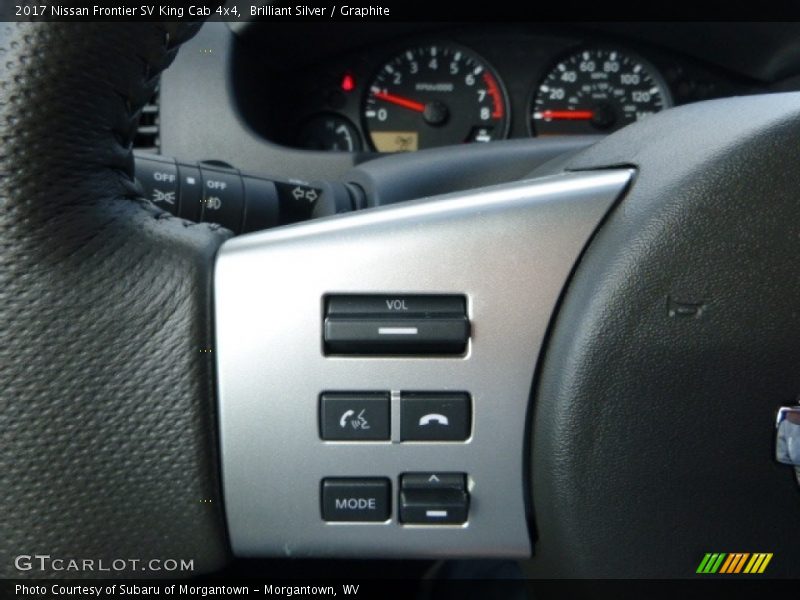 Controls of 2017 Frontier SV King Cab 4x4