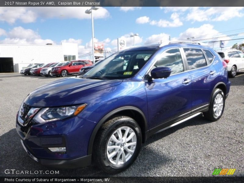 Front 3/4 View of 2017 Rogue SV AWD