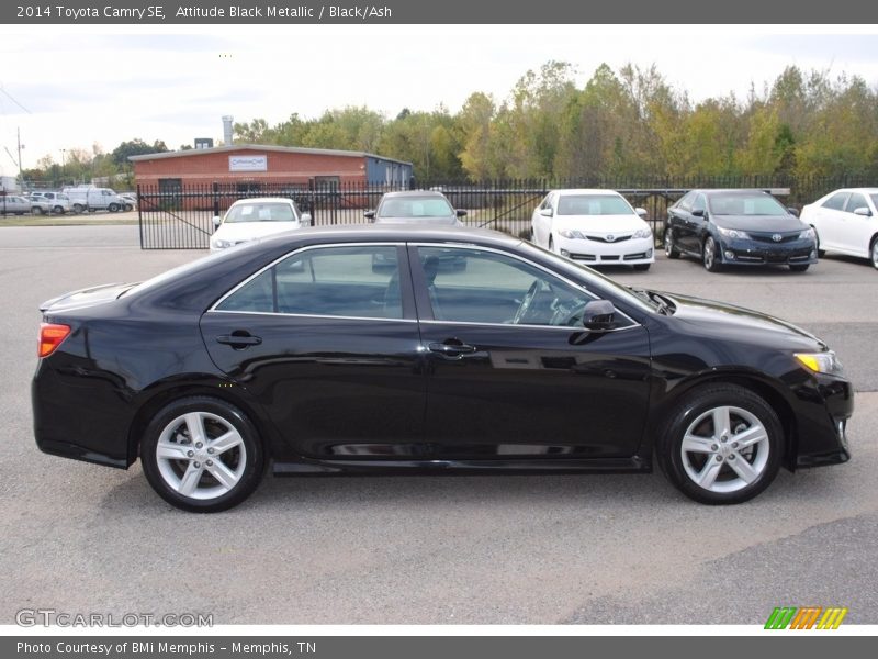 Attitude Black Metallic / Black/Ash 2014 Toyota Camry SE