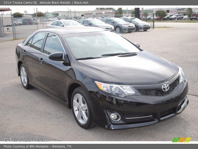 Attitude Black Metallic / Black/Ash 2014 Toyota Camry SE