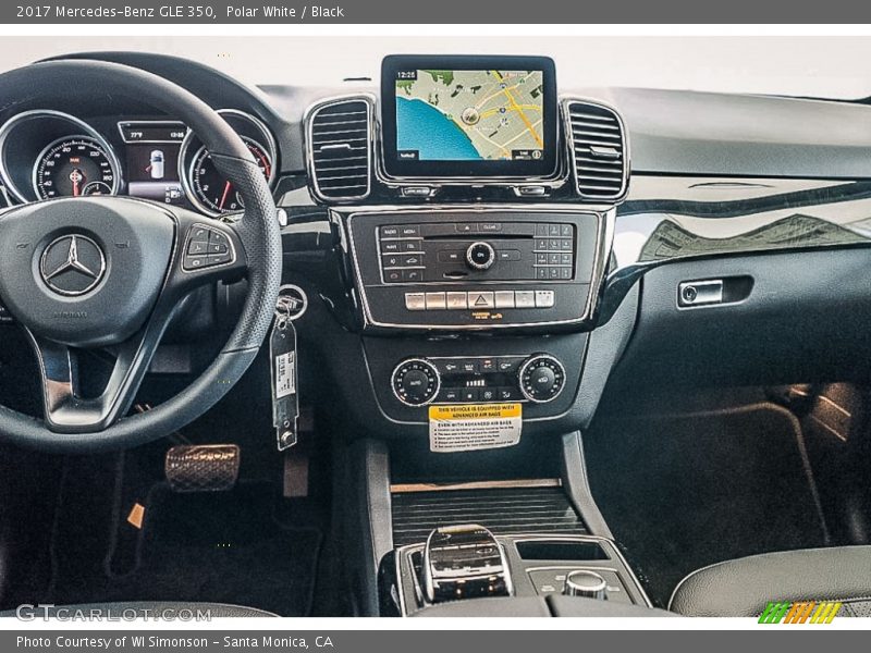 Polar White / Black 2017 Mercedes-Benz GLE 350