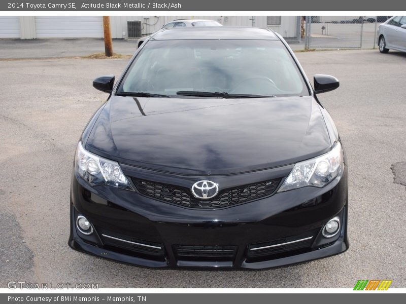 Attitude Black Metallic / Black/Ash 2014 Toyota Camry SE