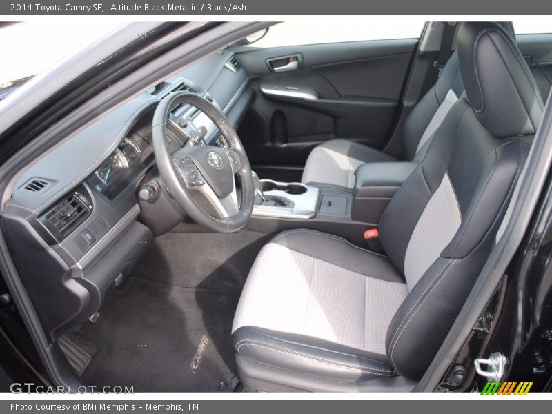 Attitude Black Metallic / Black/Ash 2014 Toyota Camry SE