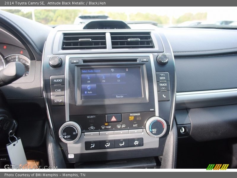 Attitude Black Metallic / Black/Ash 2014 Toyota Camry SE